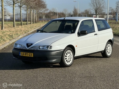 Alfa Romeo 145 1.4 IE Boxer 1995