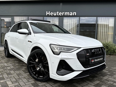 Audi E-Tron 50 Quattro S Line Black / Panoramadak/ Sfeerverl.