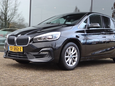 BMW 2 Serie ACTIVE TOURER AUT. 218i HIGH EX. | LEDER | HEAD-UP | LED | CRUISE | CLIMATE