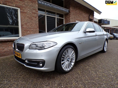 BMW 5-serie 520i Automaat / Leder / Navi