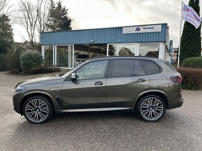 BMW X5 xDrive50e X5 XDrive 50e High ExecutiveM Sport Pano Trekhaak Automaat