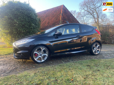 Ford Fiesta 1.6 ST2-STAGE 1 200 PK-CLIMA-STOELVERW-RECARO-