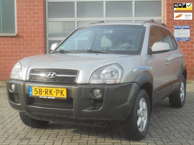 Hyundai Tucson 2.0i Dynamic, Airco, Cruise control, Nieuwe