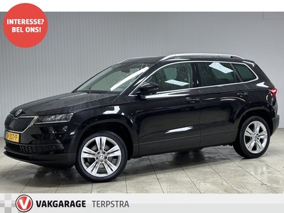 Škoda Karoq 1.0 TSI Style Business/ LED Koplampen!/ 17''LMV/ DAB+/ Apple+Android/ Camera/ Keyless Entry+GO/ Clima/ Navi/ Cruise/ Bluetooth/ Multi.LEDER.Stuur/ Elek.pakket/ Isofix.