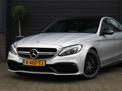 Mercedes-Benz C-Klasse 63 AMG | Pano | Burmester | Sportuitlaat | Magno