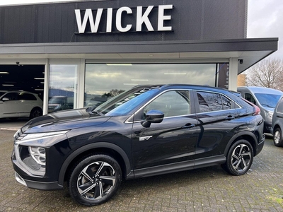 Mitsubishi Eclipse Cross 2.4 PHEV Intense+ Navi Camera 4W Drive