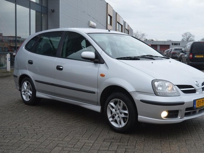 Nissan Almera Tino 1.8 Acenta bj04 ECC CAMERA AUTOMAAT