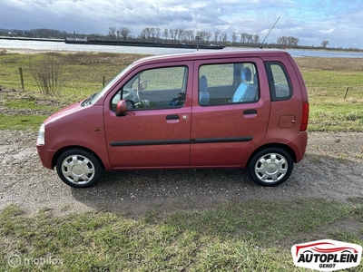 Opel Agila 1.2-16V Comfort