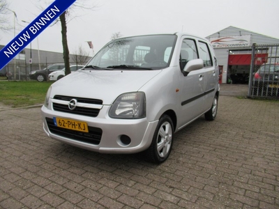 Opel Agila 1.2-16V Maxx Nette Auto (bj 2004)