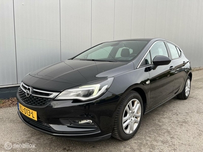 Opel Astra 1.6 CDTI Business+