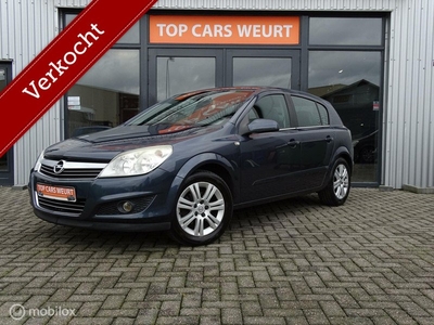 Opel Astra 1.6 Cosmo AIRCO/NAVI/CRUISE/PANO'DAK/DEALERONDERHOUDEN !!