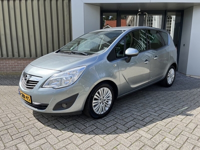 Opel Meriva 1.4 Cosmo 101 pk | Climate control | Cruise control | PDC | Navigatie | Trekhaak