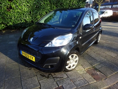 Peugeot 107 MET GEWELDIG AIRCO & APK TOT 22-08-2024!