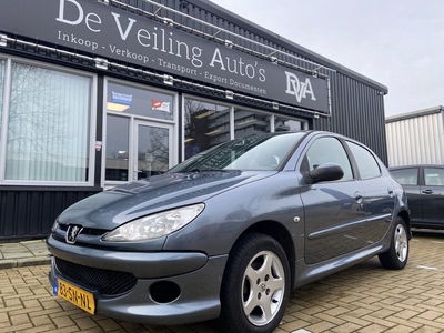 Peugeot 206 1.4 Air-line 3