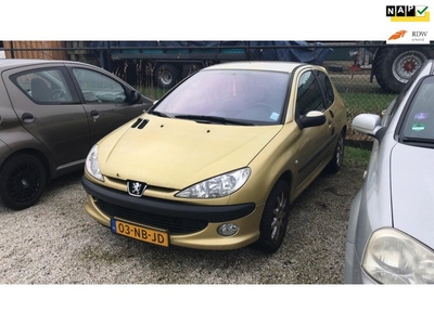 Peugeot 206 1.6-16V XS Premium