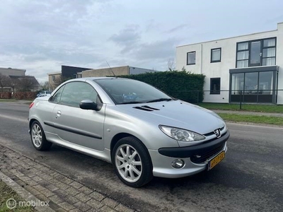 Peugeot 206 CC 1.6-16V Roland Garros automaat !