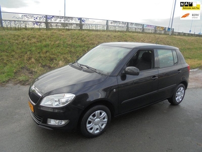 Skoda Fabia Skoda fabia 1.2 tsi benzine 5 deurs airco trekhaak 136.000km