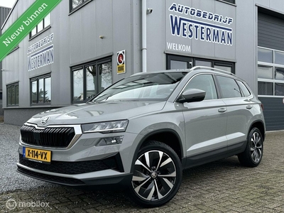 Skoda Karoq 1.5 TSI ACT Sportline Facelift Vitual cockpit Pano Trekh. Led Keyless etc.