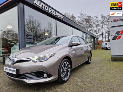 Toyota Auris Touring Sports 1.8 Hybrid Lease Exclusive/TREKHAAK AFNB/LMV/WINTERBANDENSET