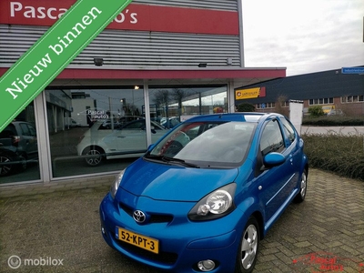 Toyota Aygo 1.0-12V Dynamic dealer oh nap