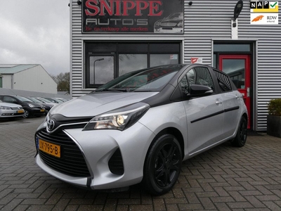 Toyota Yaris 1.3 VVT-i Aspiration Bi-Tone -VOLLEDER-AIRCO-CRUISECONTROL-BLUETOOTH-LICHTMETALEN VELGEN-ISOFIX-DEALER ONDERHOUDEN!-