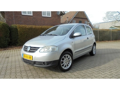 Volkswagen FOX FOX; 55 KW km stand 82749 nap