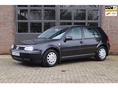 Volkswagen Golf 1.4-16V Oxford Nieuwe APK-AIRCO-Trekhaak