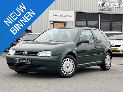 Volkswagen Golf 1.6 AUTOMAAT/NETTE AUTO/NIEUWE APK!