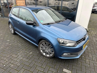 Volkswagen Polo 1.4 TSI BlueGT Navi,HR Verlaging