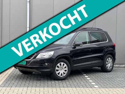 Volkswagen Tiguan 2.0 TDI 4-Motion Automaat | Panormadak | Navigatie | Trekhaak |