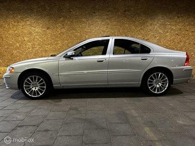 Volvo S60 2.4 Drivers Edition - LPG G3 - Volvo dealer ond.