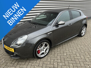 Alfa Romeo Giulietta 1.4 T QV Line Veloce Exclusive Automaat