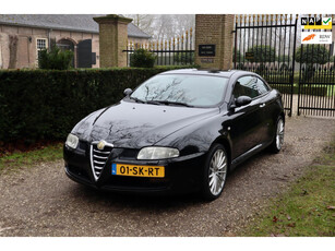 Alfa Romeo GT 1.8 16V Twinspark | BOSE | GOED ONDERHOUDEN