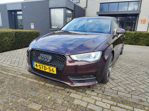 Audi A3 Sportback 1.6 TDI Edition Bj 2013 XENON NAVI