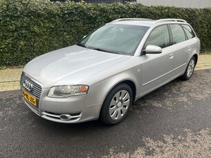 Audi A4 Avant 2.0 renct 4 nieuwe banden