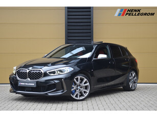 BMW 1-serie M135i xDrive High Executive * M Stoelen * Head-up * Harman Kardon * Leder * LED *