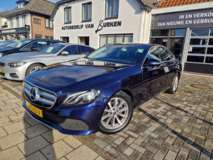 Mercedes-Benz E-klasse 200, Navigatie,Achteruitrij camera,Stoelverwarming,Apple Car Play,.Android