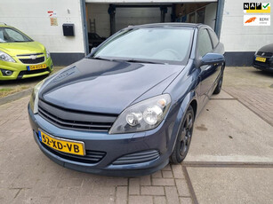 Opel Astra GTC 1.6 Edition