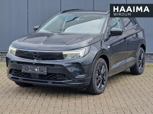 Opel Grandland 1.2 Turbo GS Black Pack | Automaat | Stoel en stuurverwarming | Navigatie | Achteruitrijcamera | Comfort stoelen | Adaptive cruise control | Parkeersensoren voor en achter | Led verlichting | Climate control