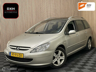 Peugeot 307 SW 2.0 7P. 3eEIGNR! PANO PDC CRUISE TREKHK CLIMA