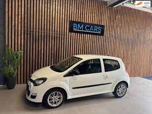 Renault Twingo 1.2 16V Acces Nieuwe APK,Sportvelgen,Weinig KM