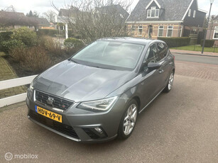 Seat Ibiza 1.0 TSI FR 116PK ACHTERUITRIJ CAMERA SFEERVERLICHTING CARPLAY STOELVERWARMING ZEER MOOIE AUTO!!