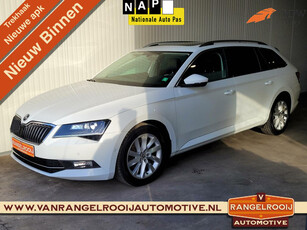 Skoda Superb Combi 2.0 TDI Style, trekhaak, xenon, panorama, leer, stoelverw.