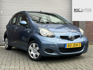 Toyota Aygo 1.0-12V Dynamic Blue | Groot Navigatie | Airco