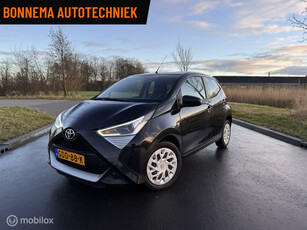 Toyota Aygo 1.0 VVT-i x-clusiv cruise achteruitrijcamera!