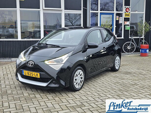 Toyota Aygo 1.0 VVT-i x-play CAMERA CARPLAY GEEN AFLEVERKOSTEN