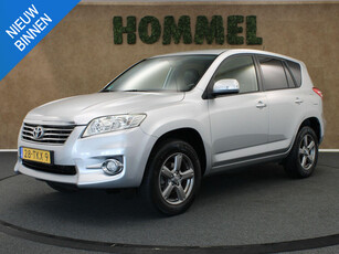 Toyota RAV4 2.0 VVTi X-Style 2WD - ORIGINEEL NEDERLANDSE AUTO- AFNEEMBARE TREKHAAK (2.000 KG GEREMD TREKGEWICHT) - NAVIGATIE - STOELVERWARMING - KEYLESS ENTRY & START - CRUISE CONTROL