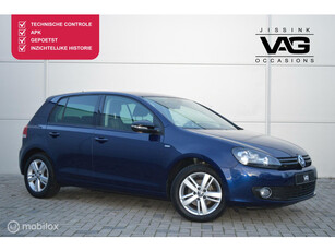 Volkswagen Golf 1.6 TDI Highline Trekhaak PDC Bluetooth Stoelverwarming