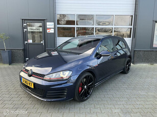 Volkswagen Golf 2.0 TSI GTI Performance / DSG / Pano / ACC