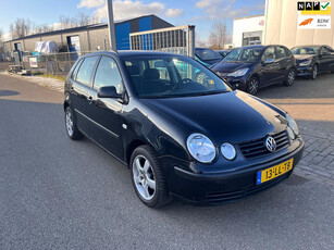 Volkswagen Polo 1.4-16V Comfortline l Airco l Automaat